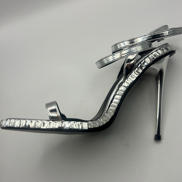 BRIK-BLACK STILETTO SANDAL size 9 - Picture 4 of 15